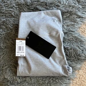 Women’s TYR Light Lt Heather Grey Performance Leggings